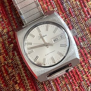 Vintage BOLD Traditions Gents Watch